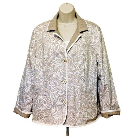 Chico's Jackets & Blazers - Chico's Reversible Jacket M L Tan Cream Animal Print Long Sleeves Lined Pockets